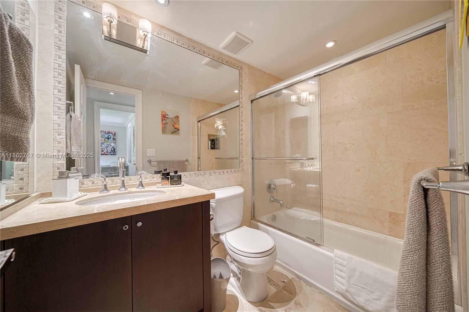 MUNDYS - Residential Lease