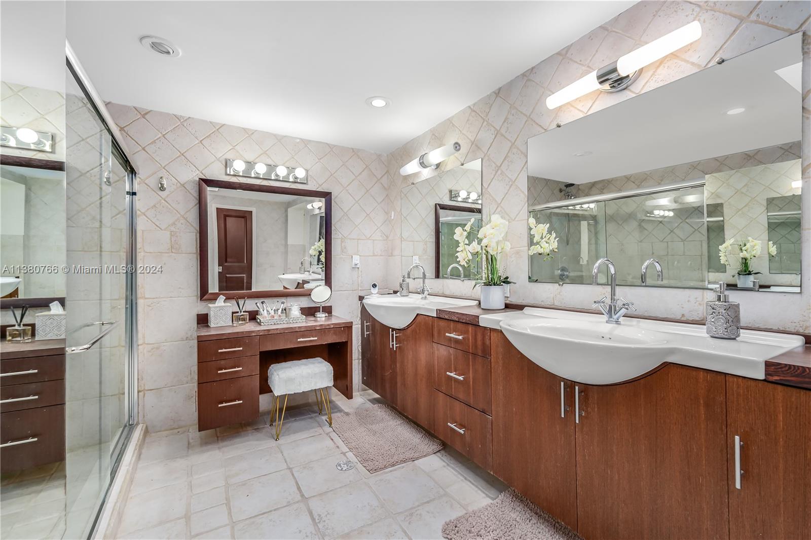 BAY HEIGHTS 1ST ADDN - Residential