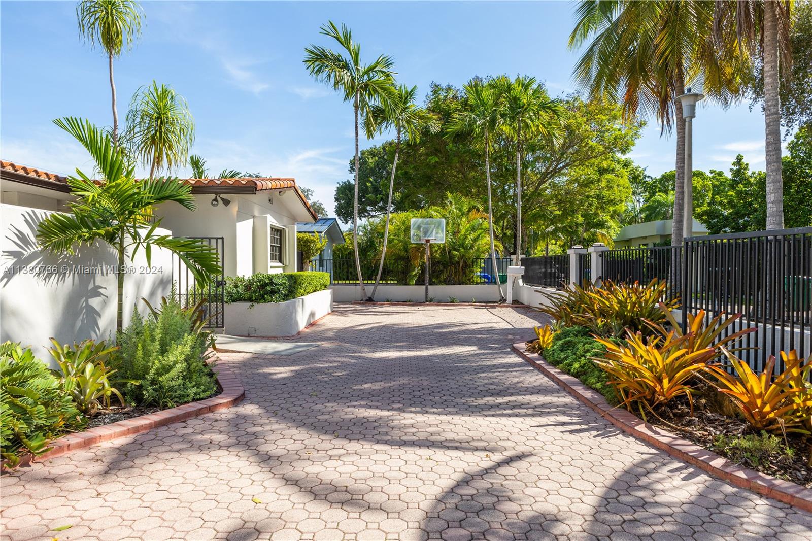 BAY HEIGHTS 1ST ADDN - Residential