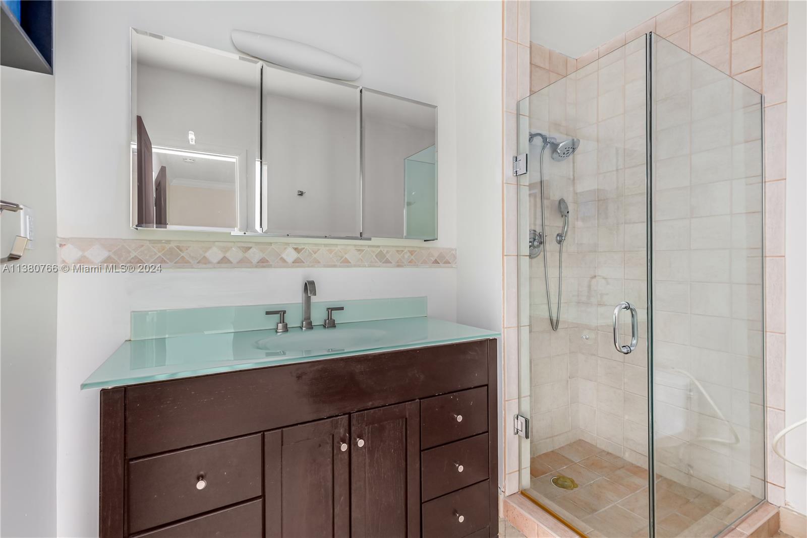 BAY HEIGHTS 1ST ADDN - Residential