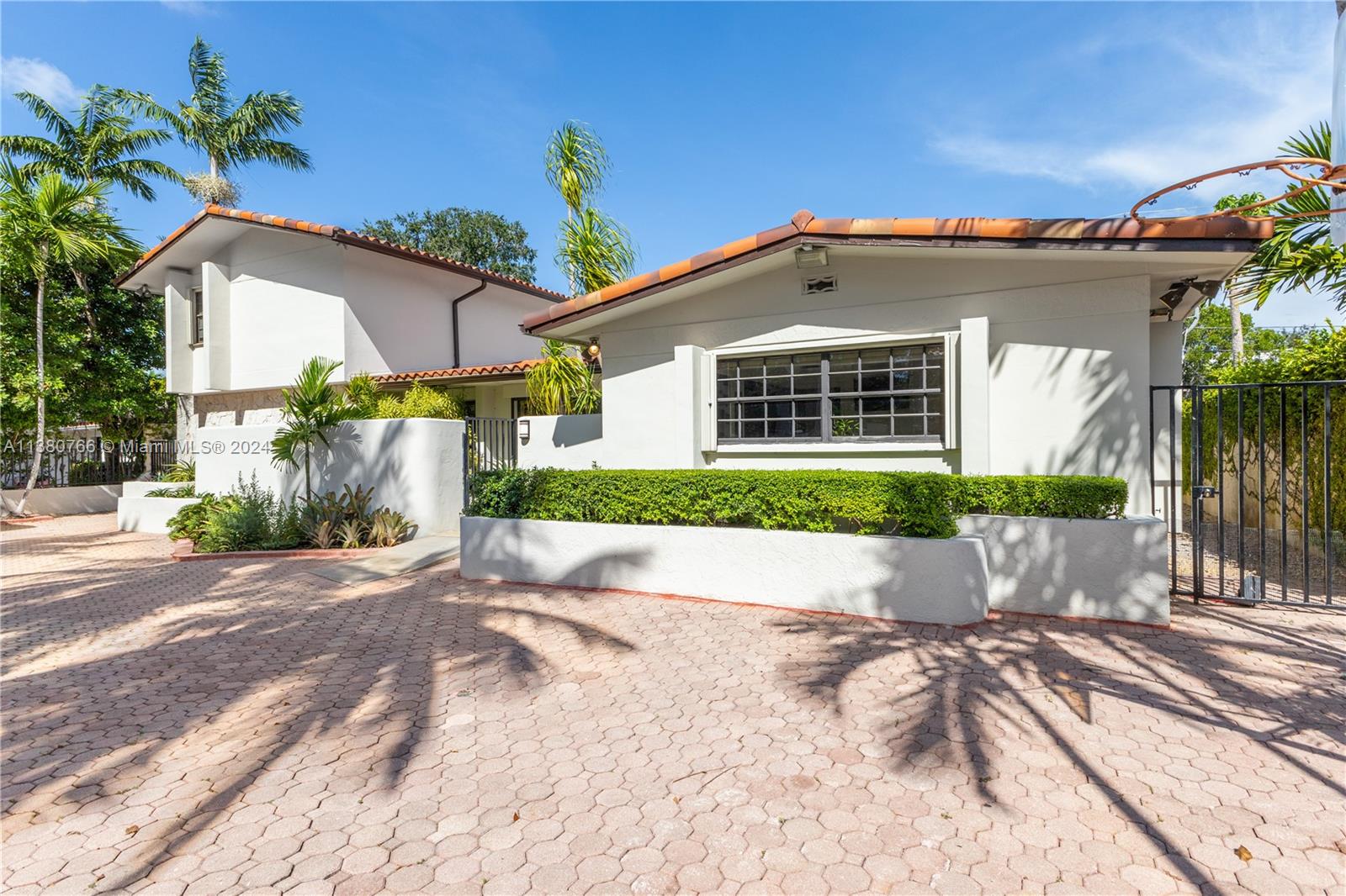 BAY HEIGHTS 1ST ADDN - Residential