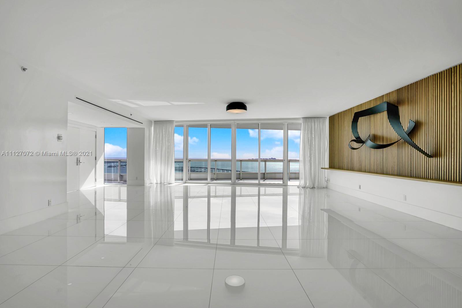 SANTA MARIA CONDO - Residential