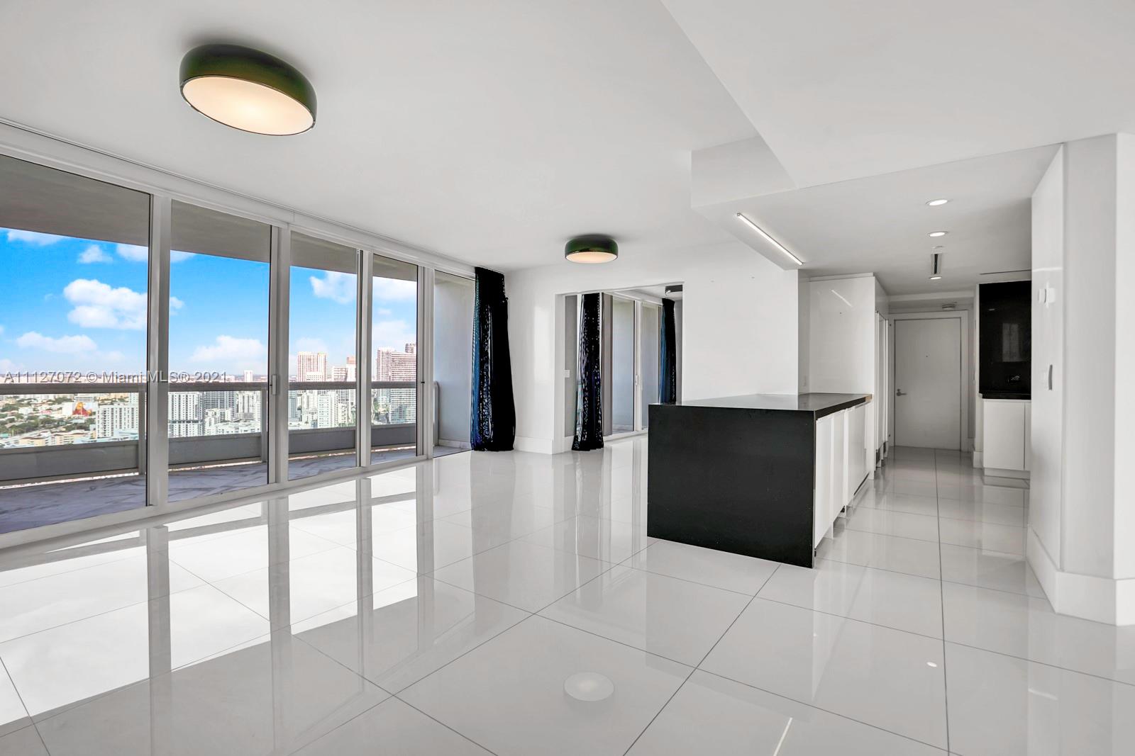 SANTA MARIA CONDO - Residential