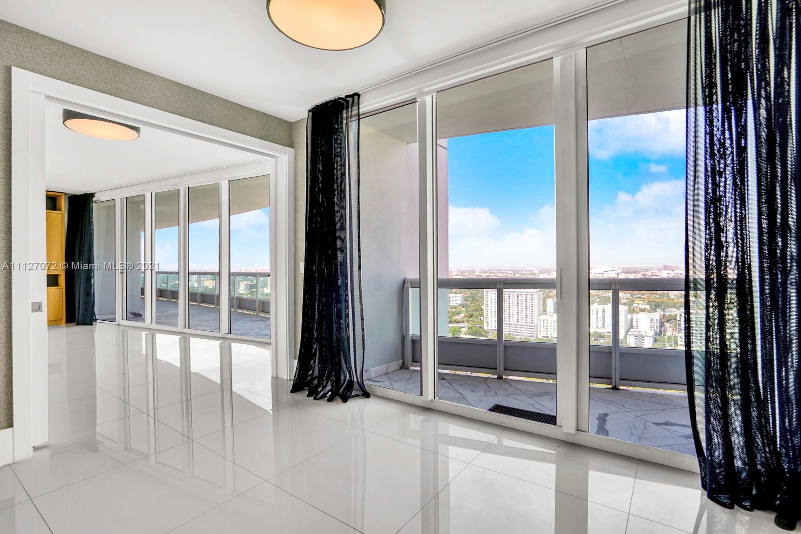 SANTA MARIA CONDO - Residential