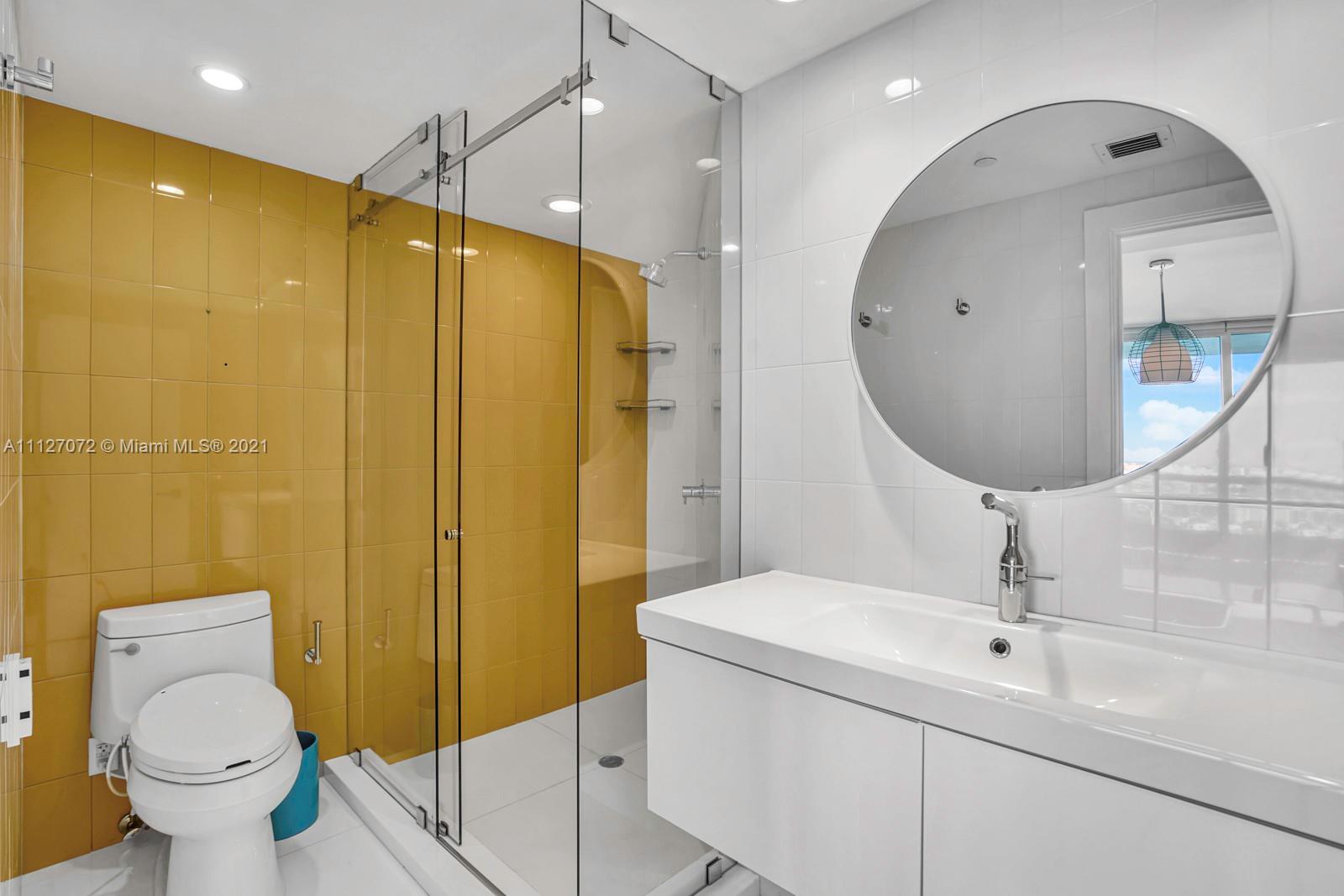 SANTA MARIA CONDO - Residential