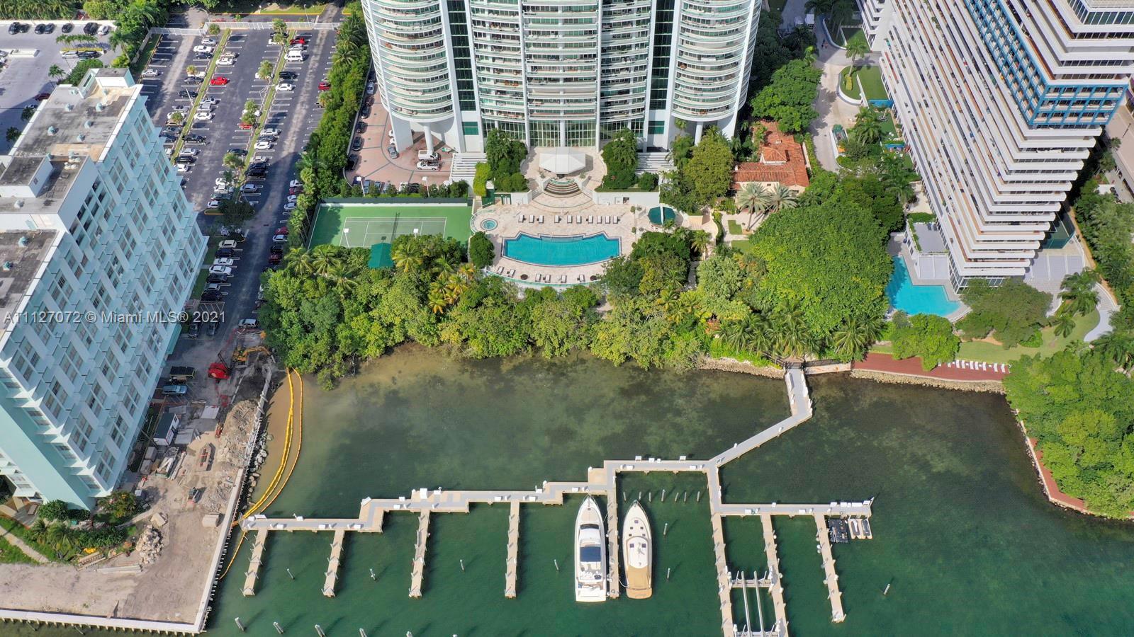 SANTA MARIA CONDO - Residential