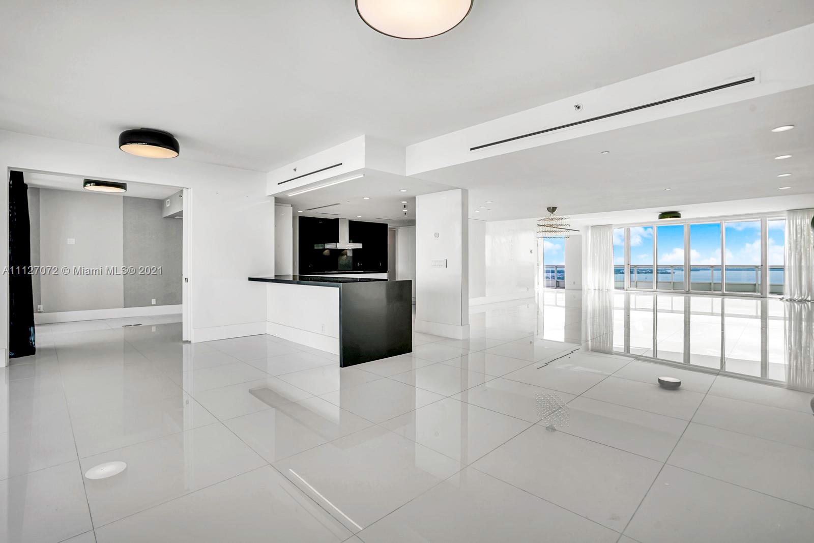 SANTA MARIA CONDO - Residential