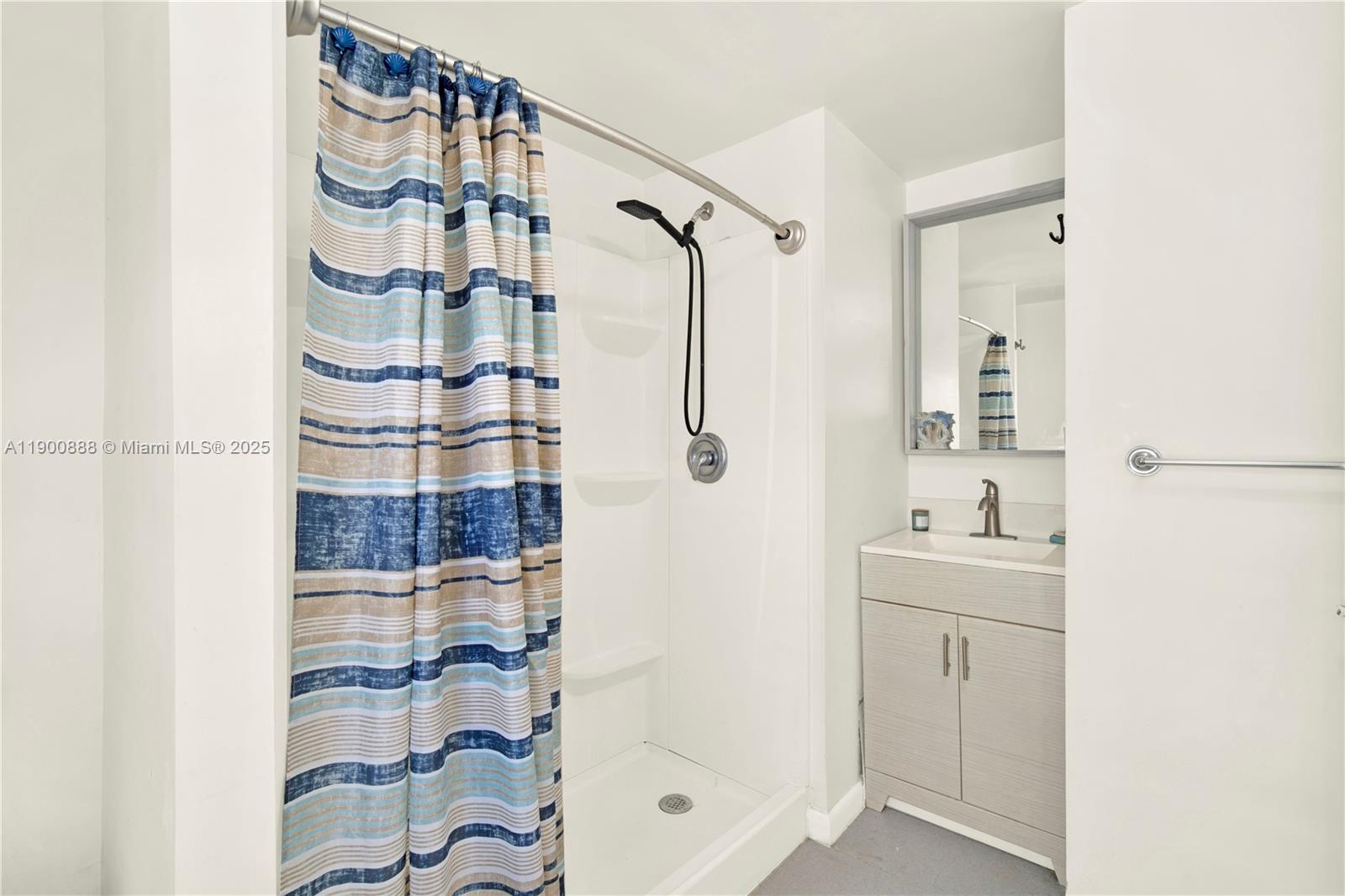 SUNSET ACRES - Residential