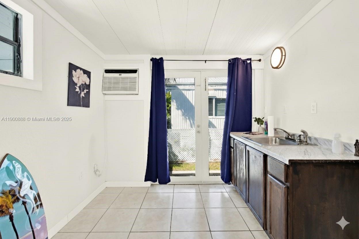 SUNSET ACRES - Residential