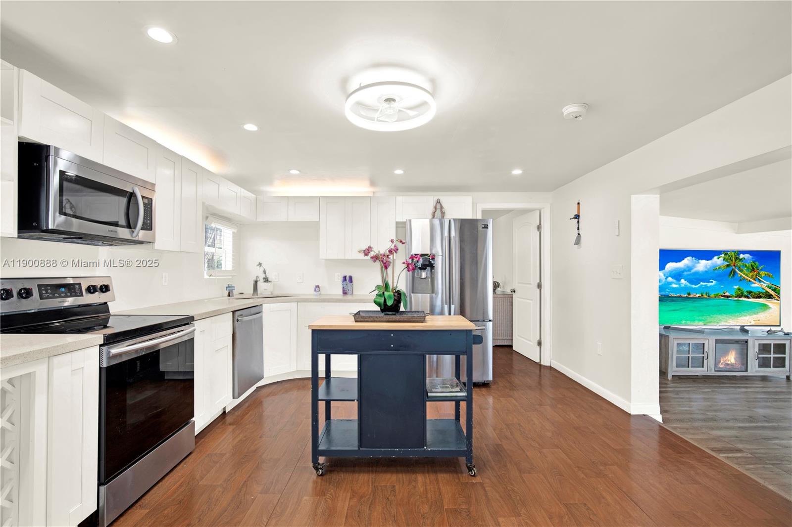 SUNSET ACRES - Residential