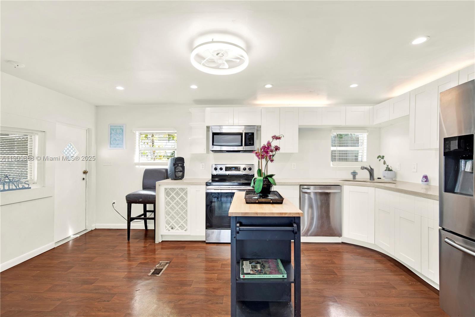 SUNSET ACRES - Residential