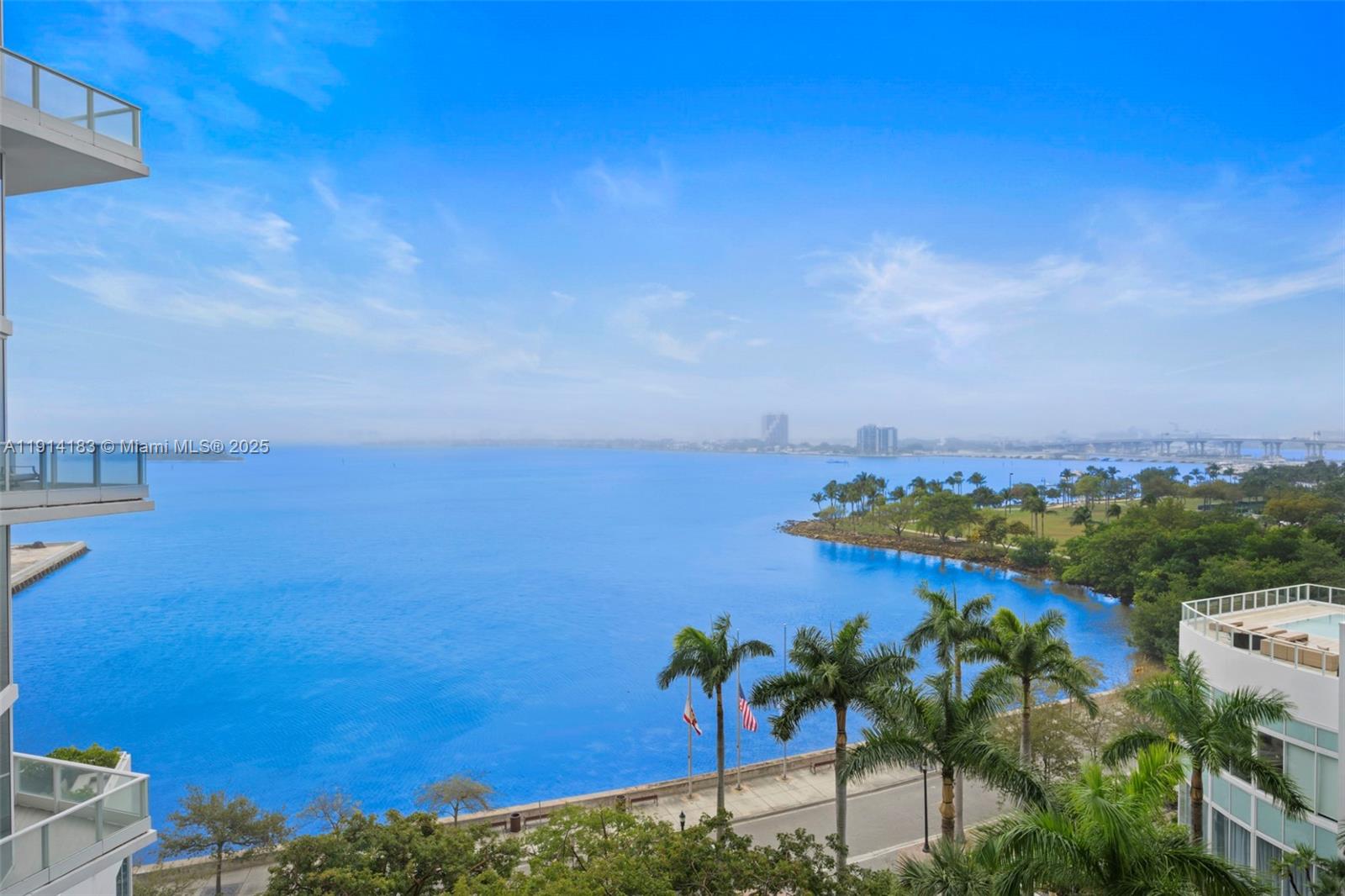 PARAMOUNT BAY CONDO - Residential Lease