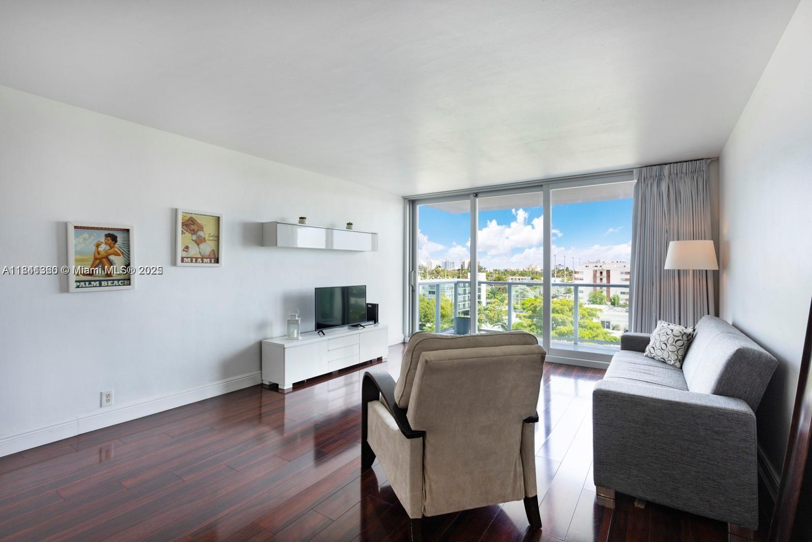 1000 West Ave 609
