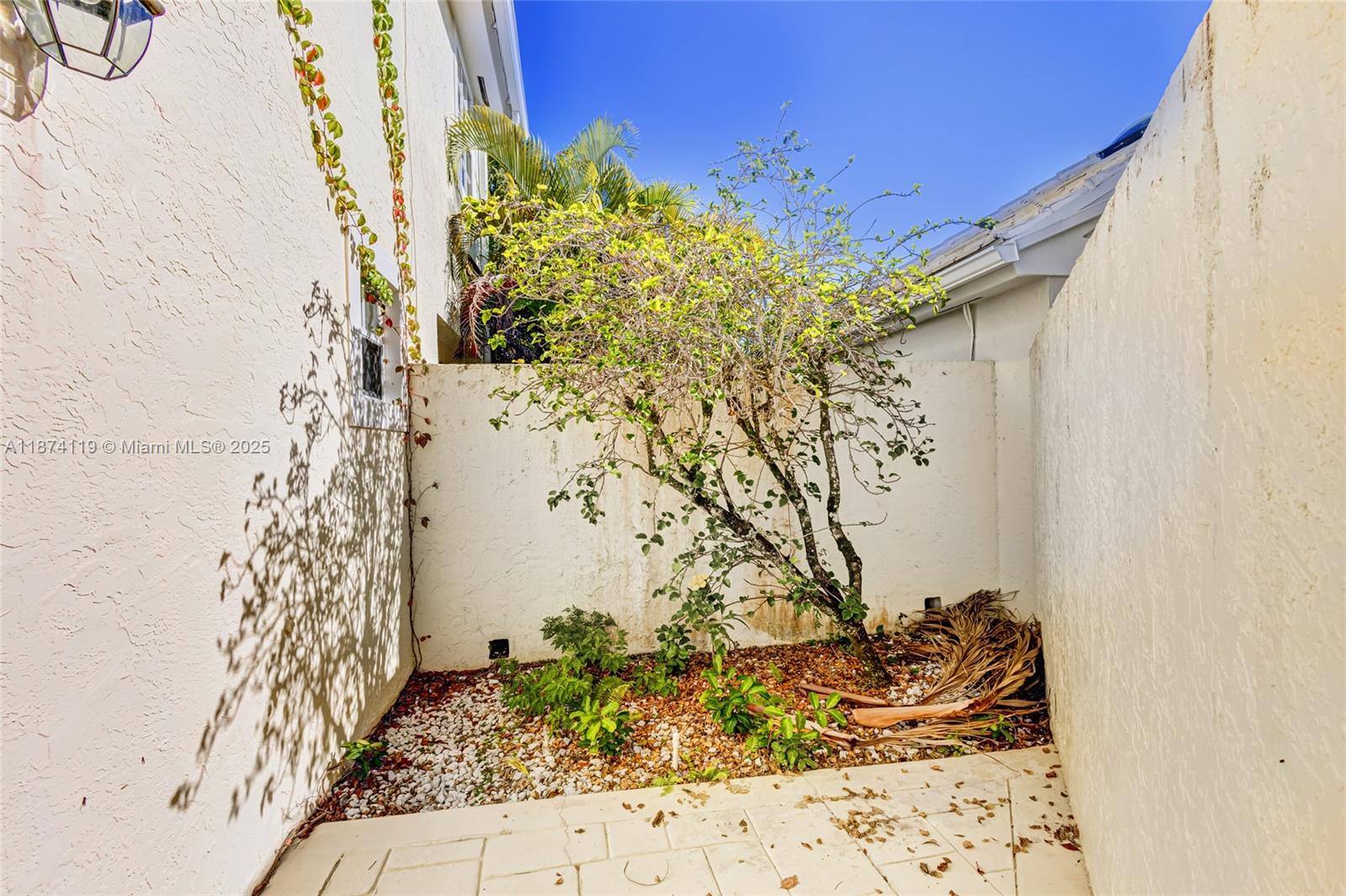 BARCLAY CLUB AT PGA NATL - Residential