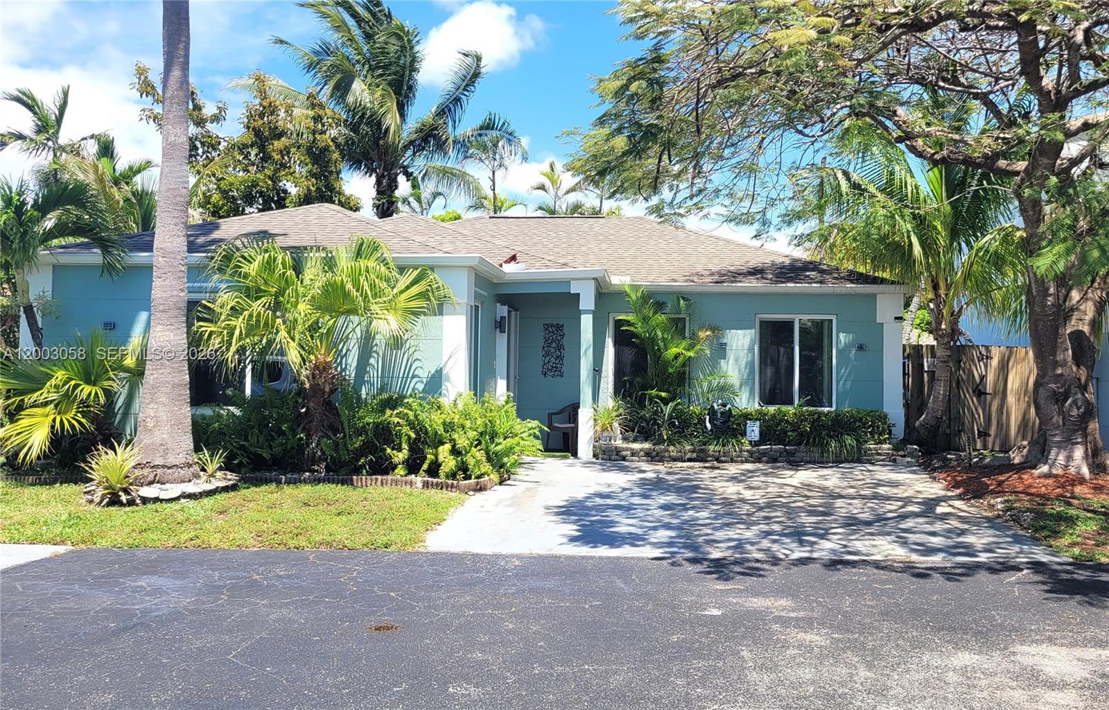 LAKES BY THE BAY SEC 5 - Residential