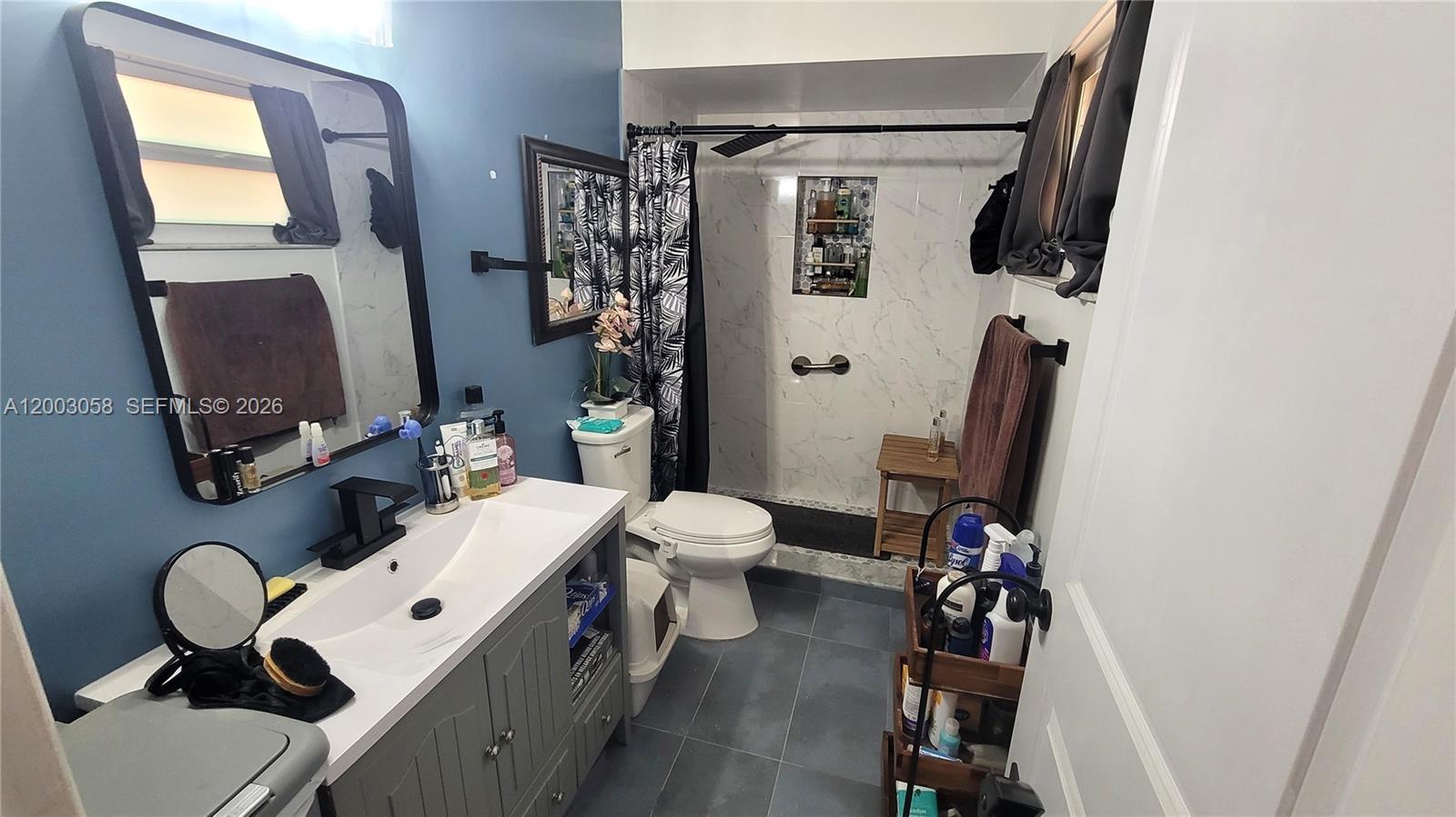 LAKES BY THE BAY SEC 5 - Residential