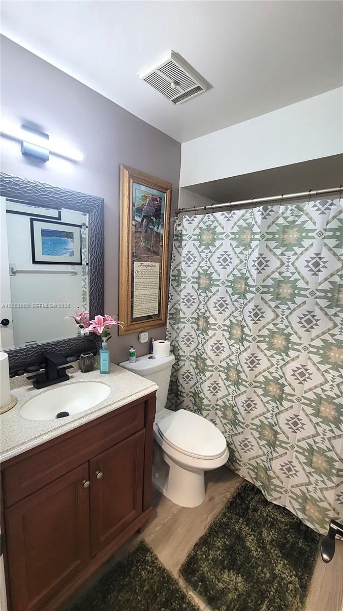 LAKES BY THE BAY SEC 5 - Residential