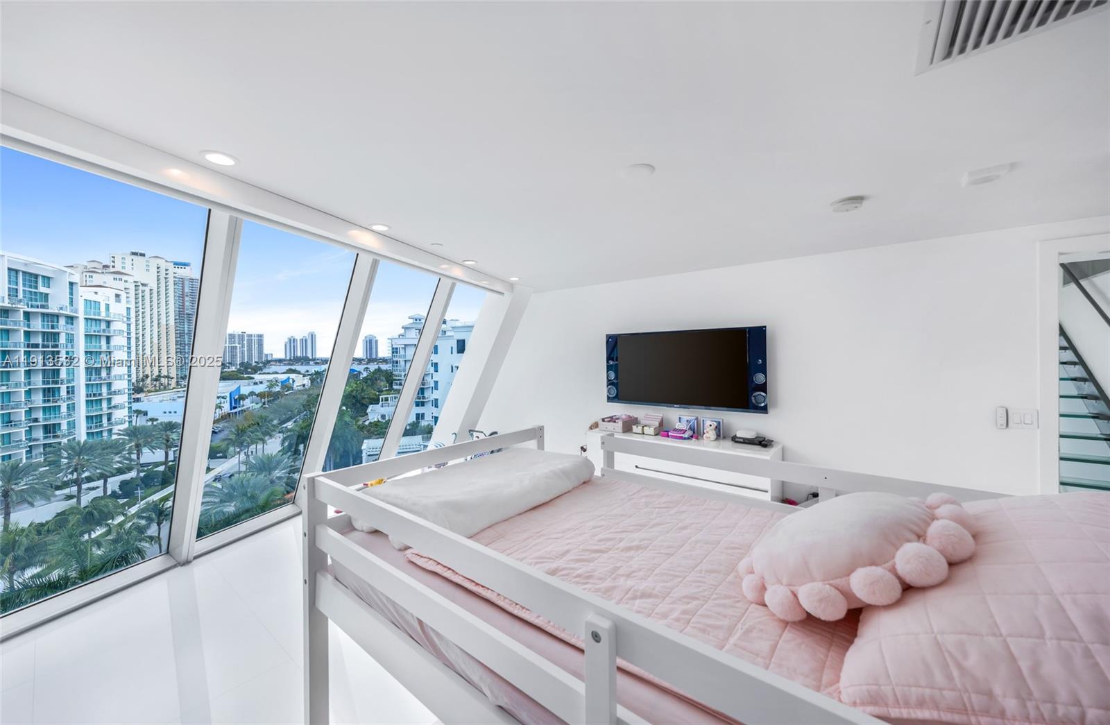 ARTECH RESIDENCES AT AVEN - Residential