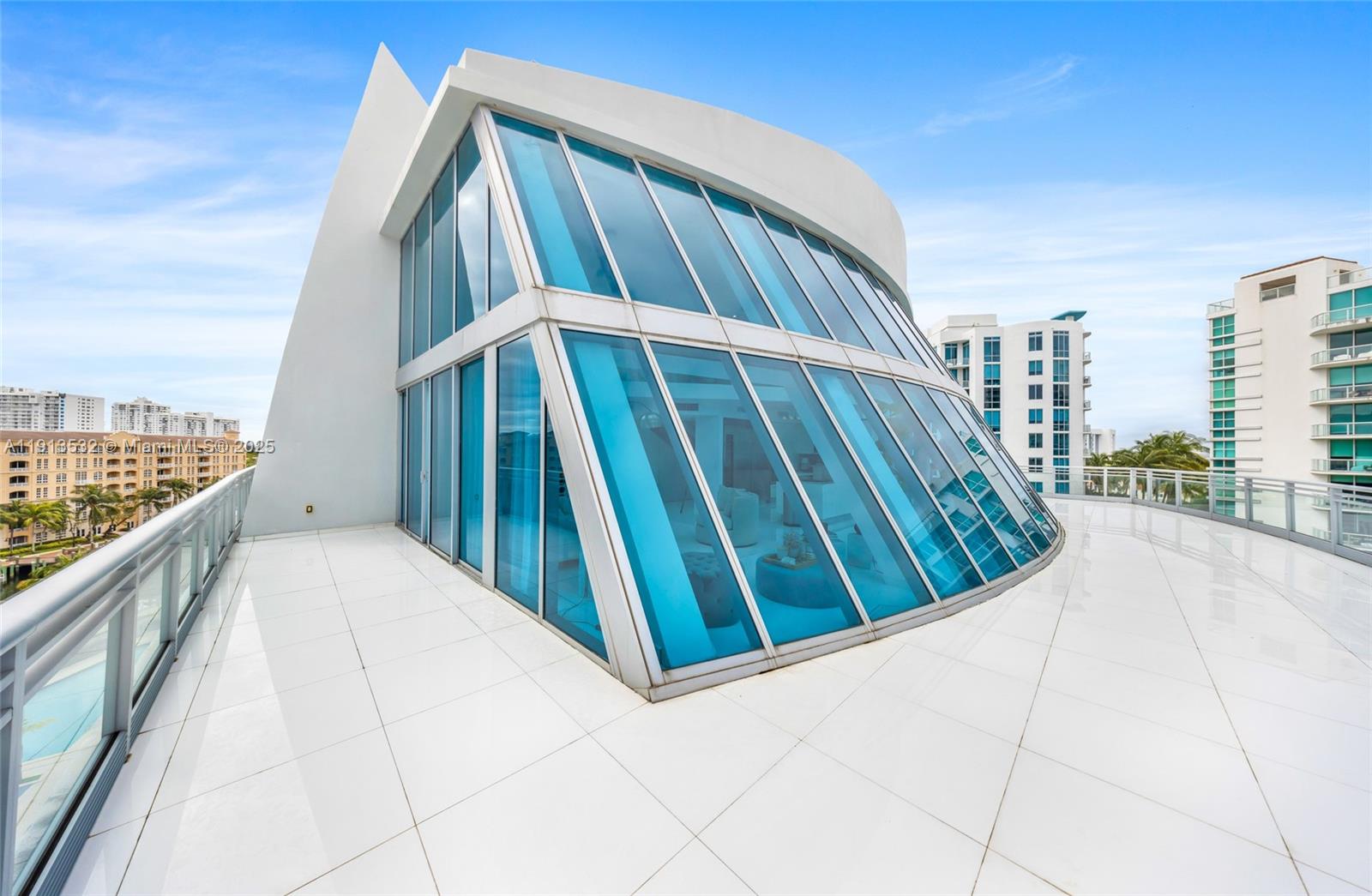 ARTECH RESIDENCES AT AVEN - Residential