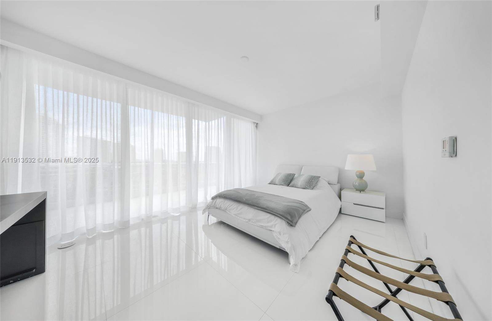 ARTECH RESIDENCES AT AVEN - Residential