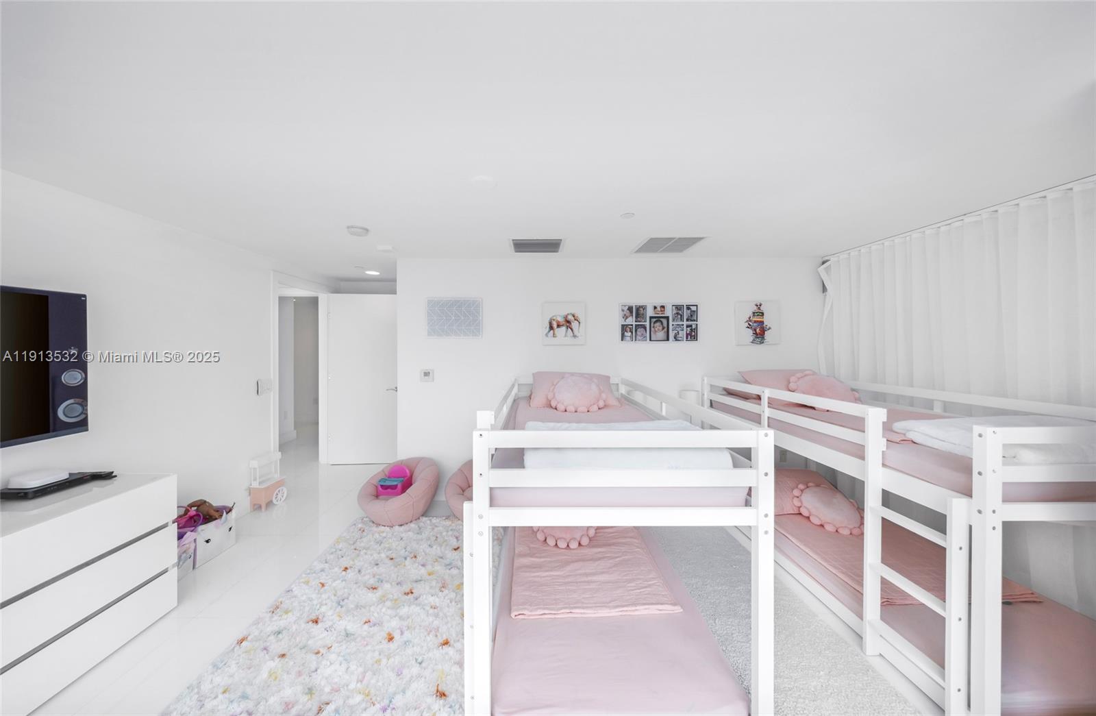 ARTECH RESIDENCES AT AVEN - Residential