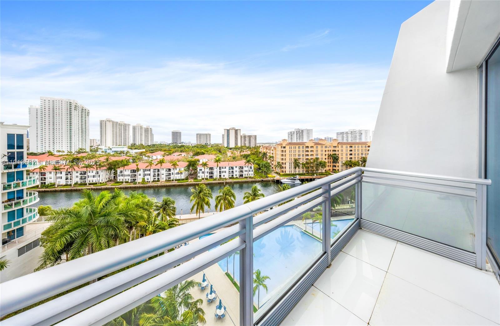 ARTECH RESIDENCES AT AVEN - Residential