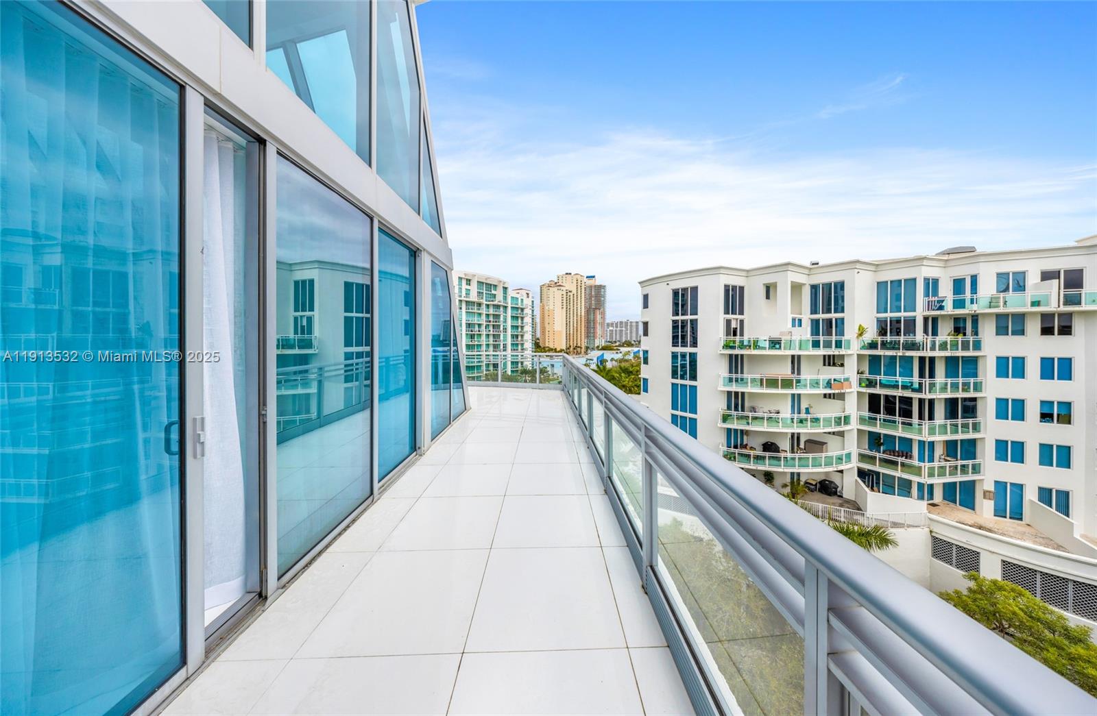 ARTECH RESIDENCES AT AVEN - Residential