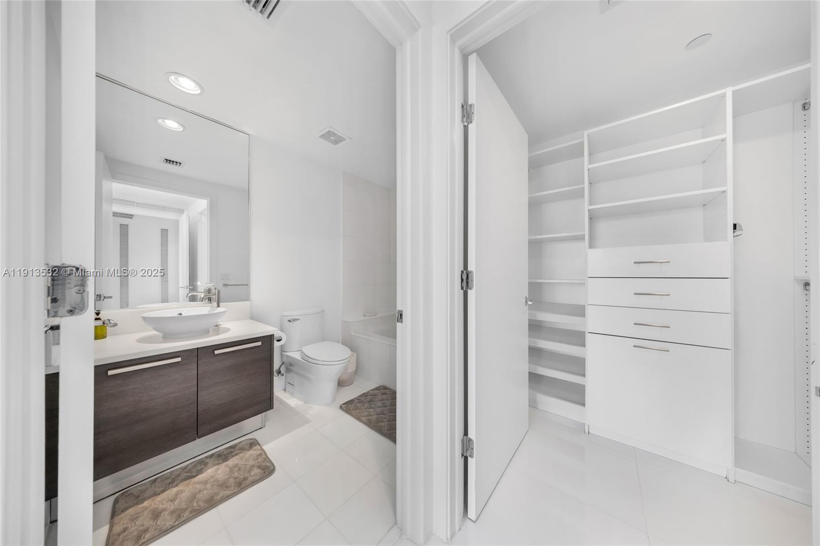 ARTECH RESIDENCES AT AVEN - Residential