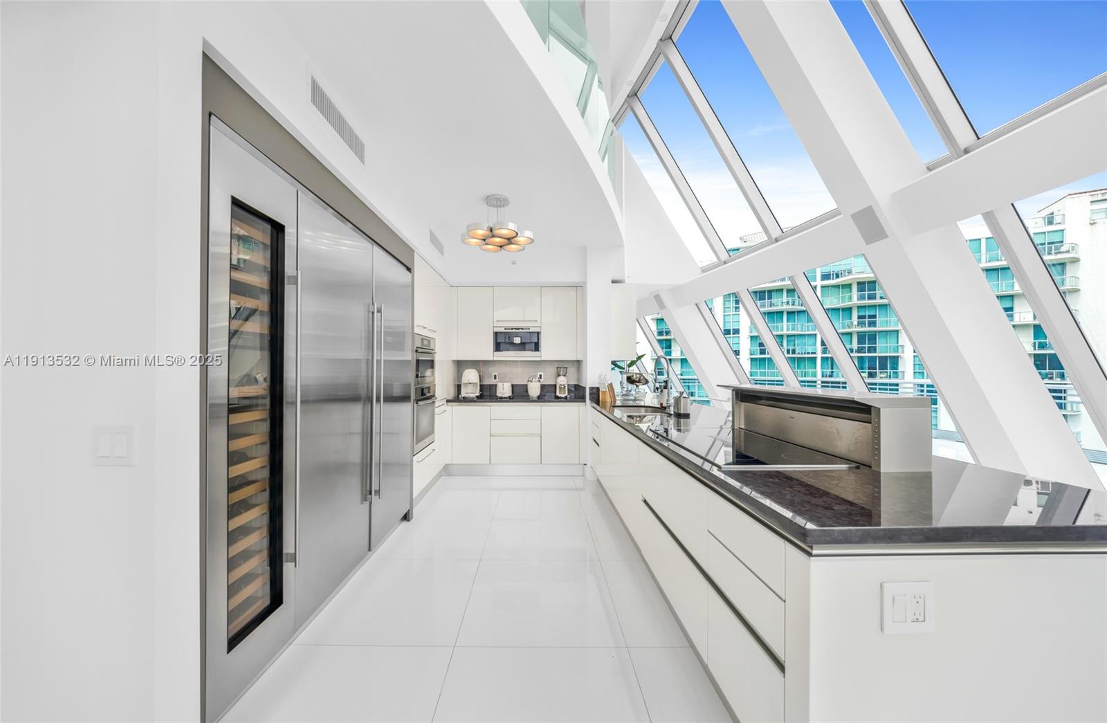 ARTECH RESIDENCES AT AVEN - Residential