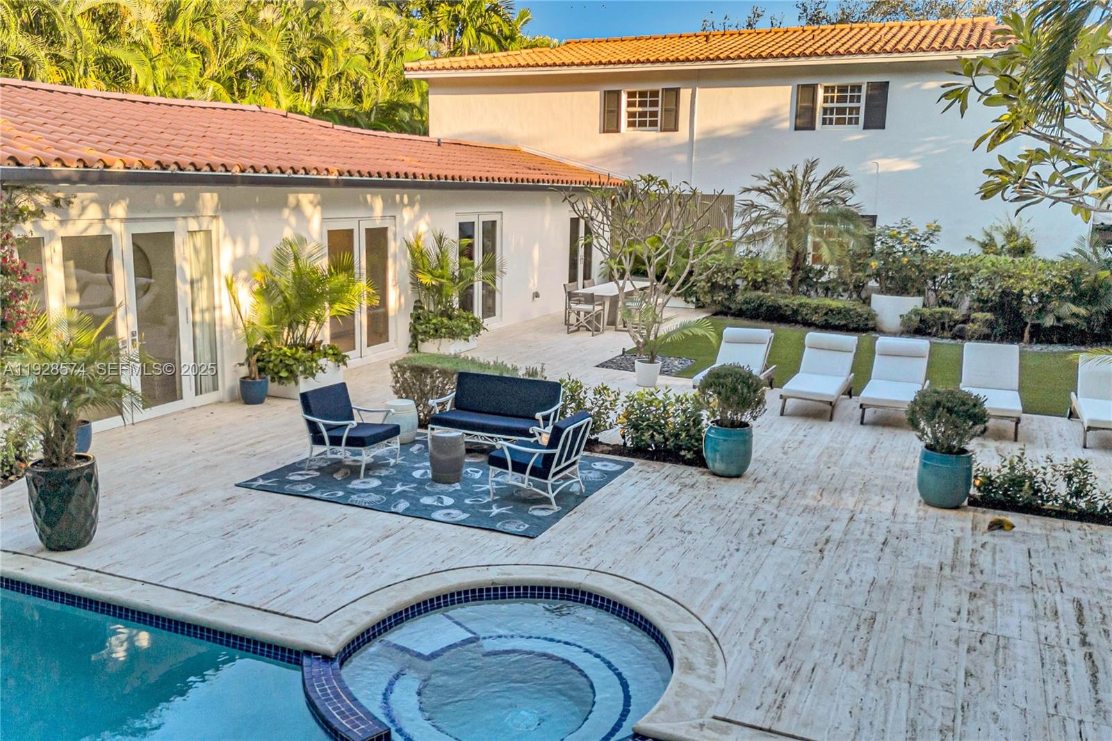 BAY POINT - Residential Lease