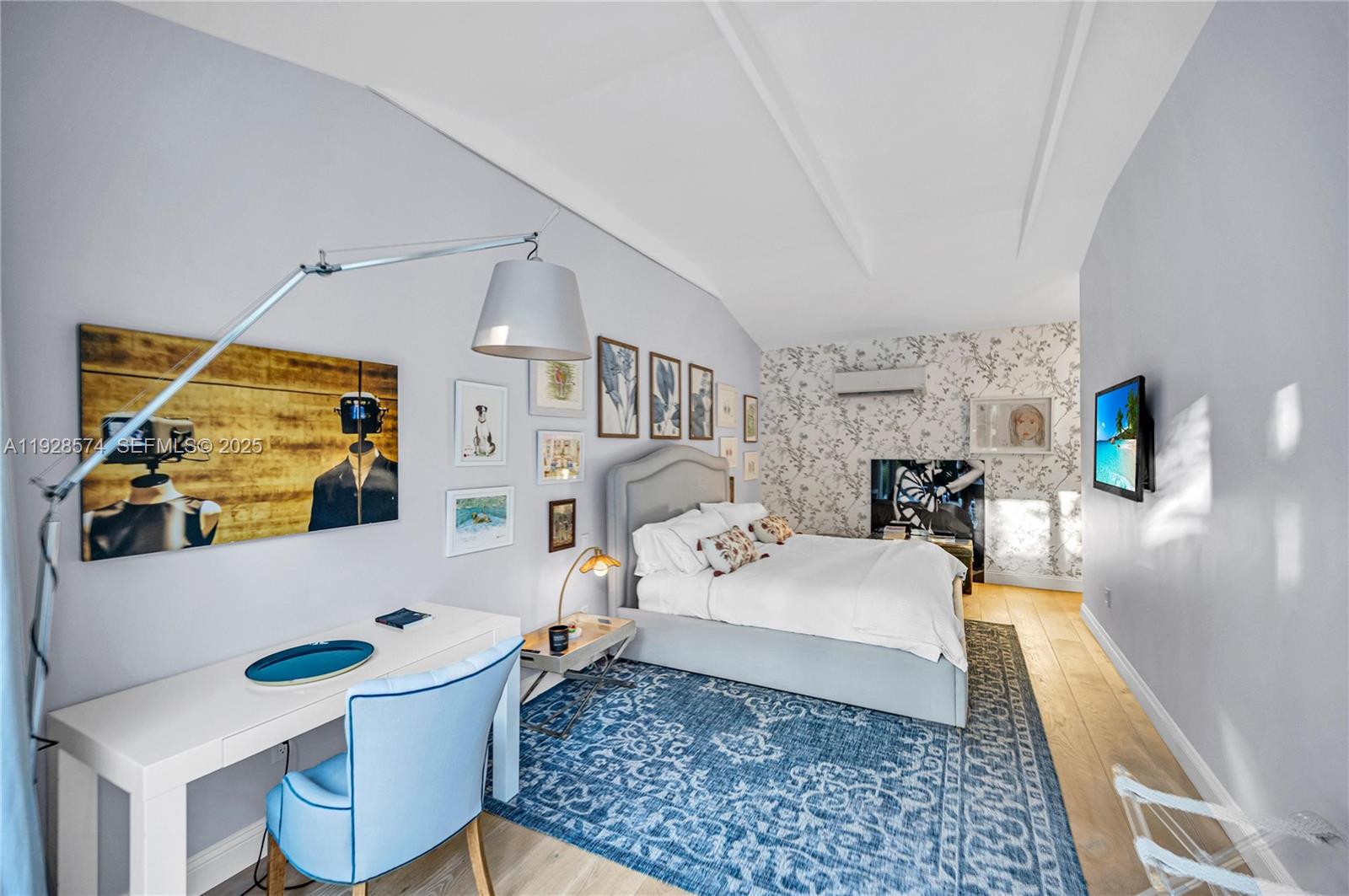 BAY POINT - Residential Lease