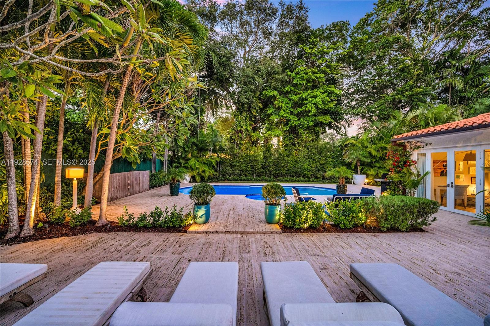 BAY POINT - Residential Lease