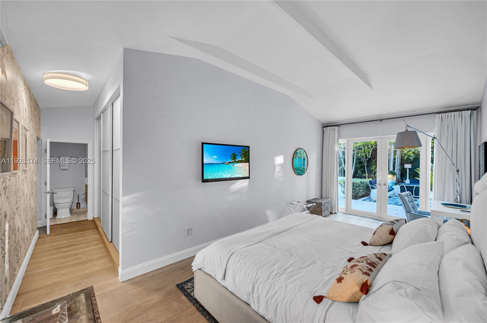 BAY POINT - Residential Lease