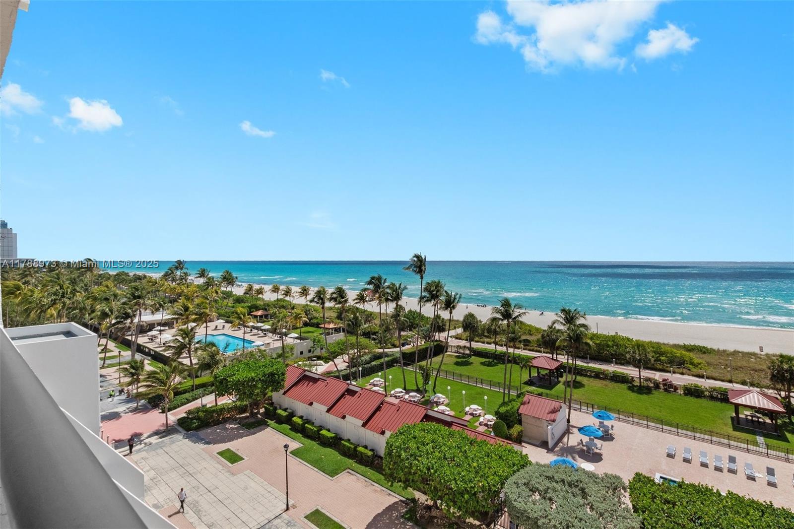 CLUB ATLANTIS CONDO - Residential