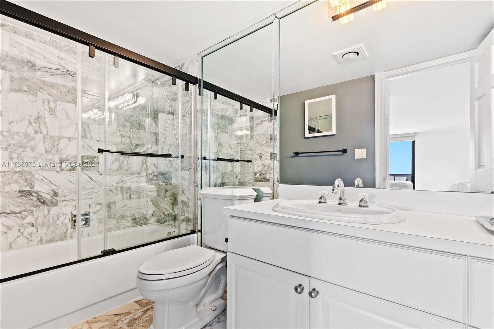 CLUB ATLANTIS CONDO - Residential