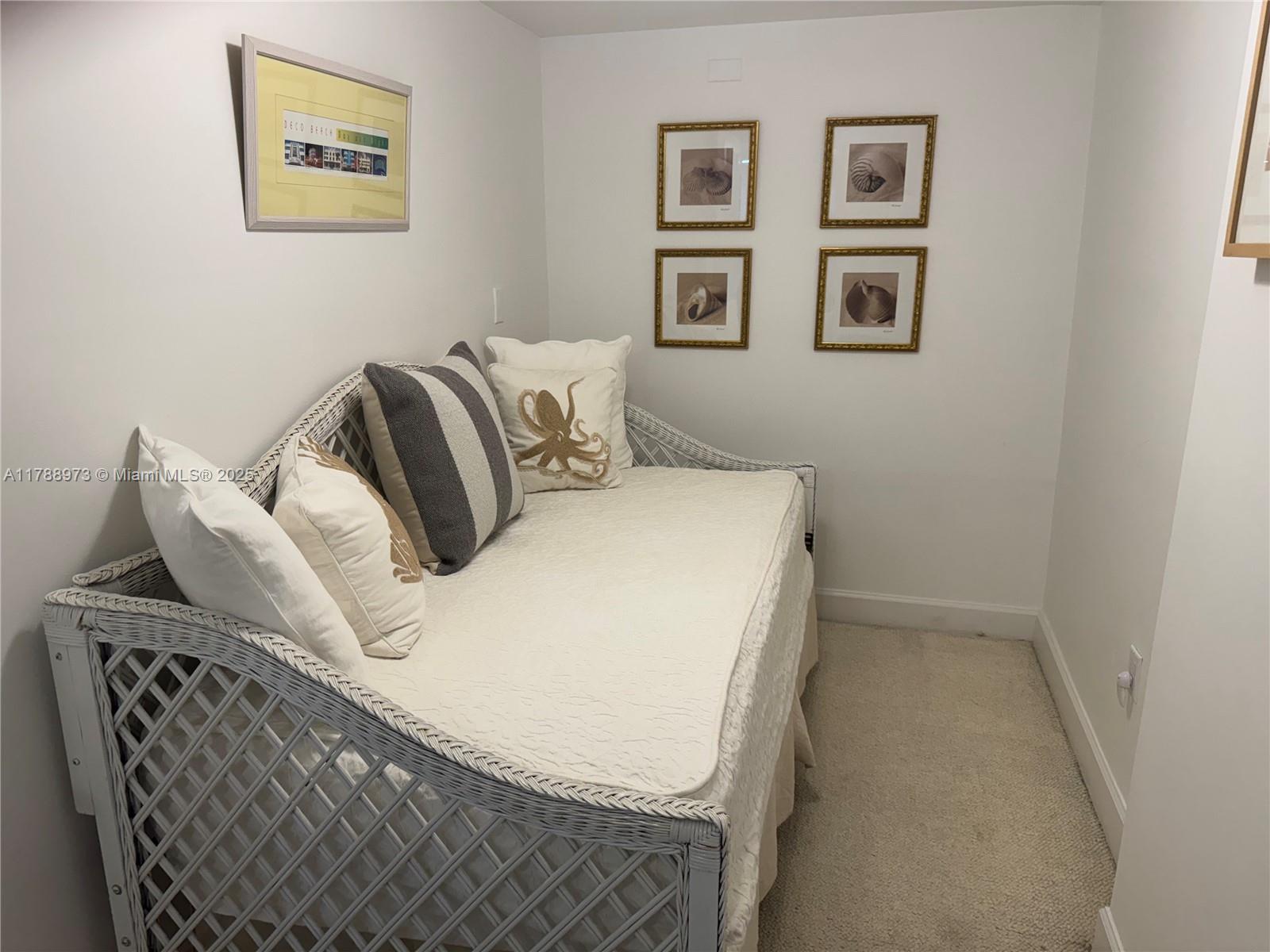 CLUB ATLANTIS CONDO - Residential