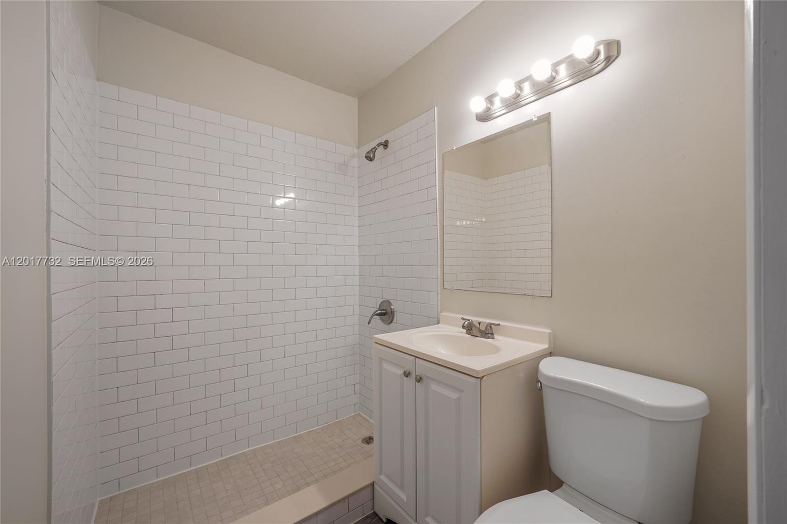 SOUTH HOLLYWOOD AMD PLAT - Residential