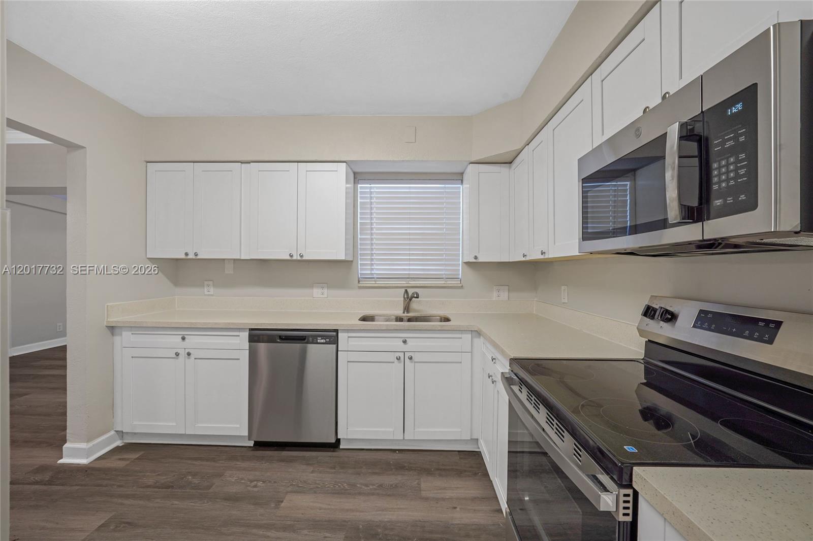SOUTH HOLLYWOOD AMD PLAT - Residential