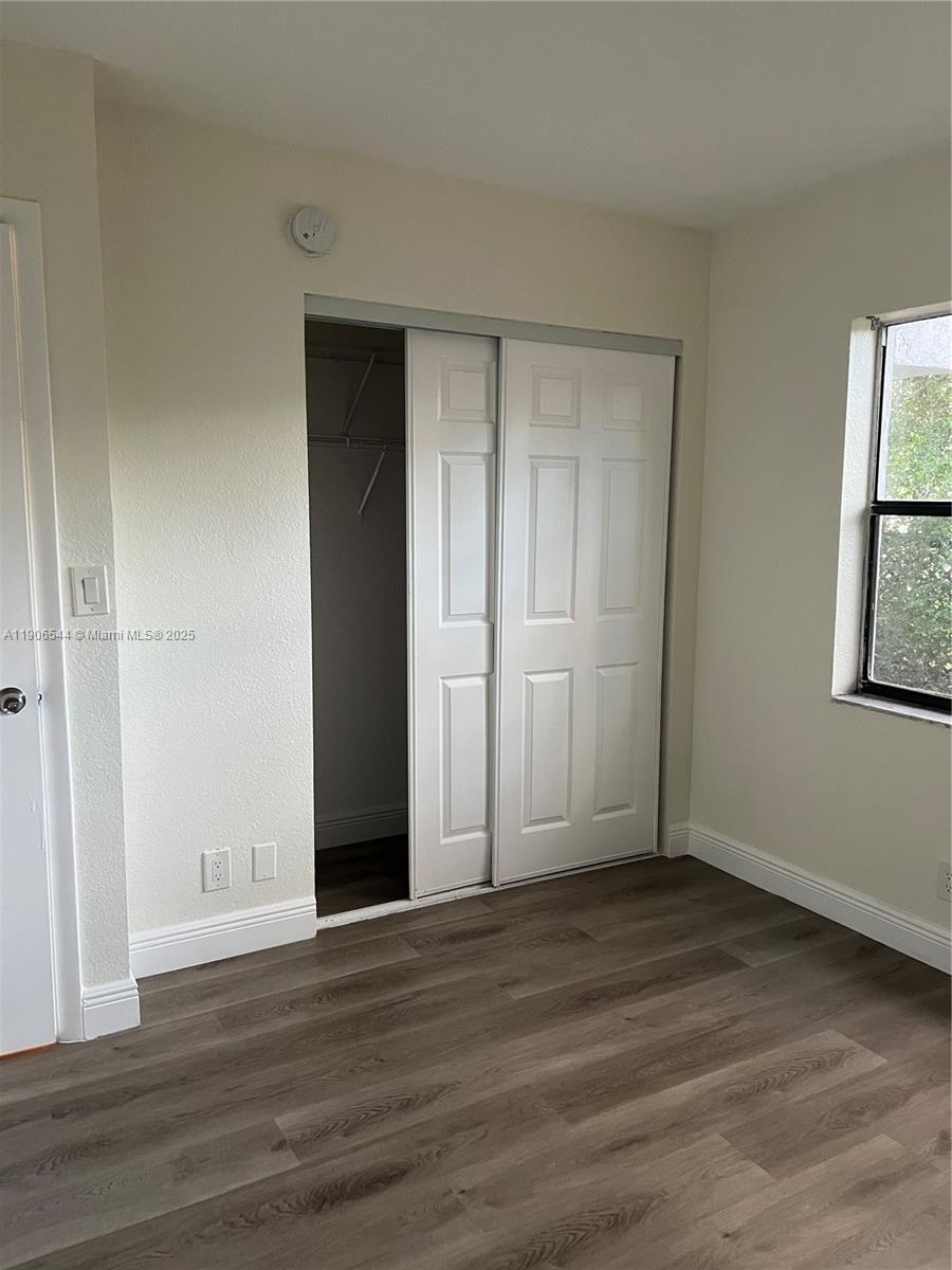 ROYAL RIDGE CONDO - Residential Lease