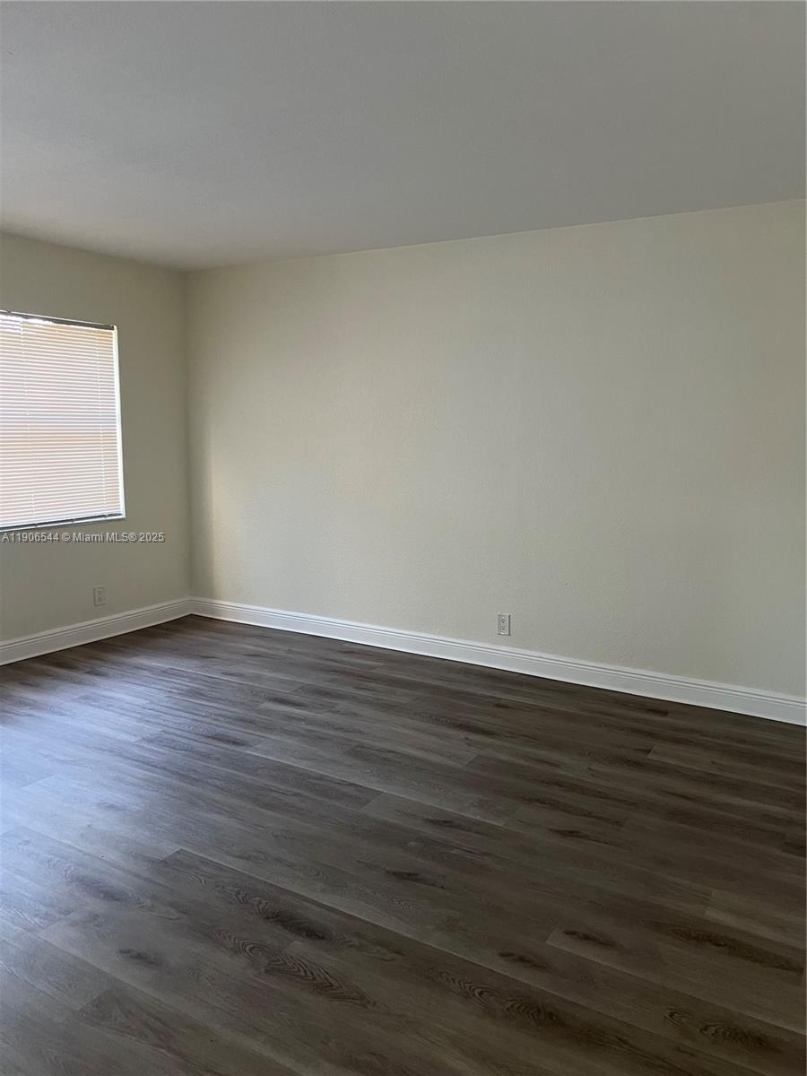 ROYAL RIDGE CONDO - Residential Lease