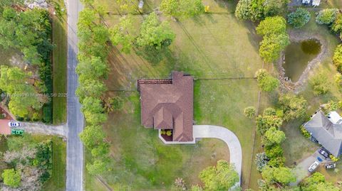 A home in Loxahatchee