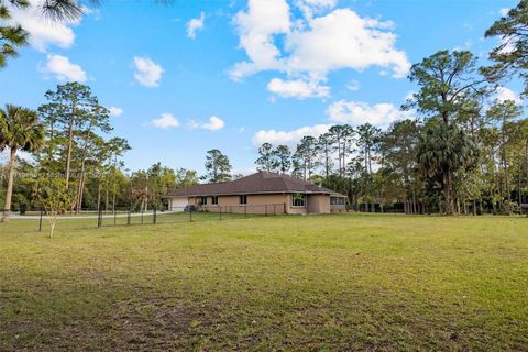 A home in Loxahatchee