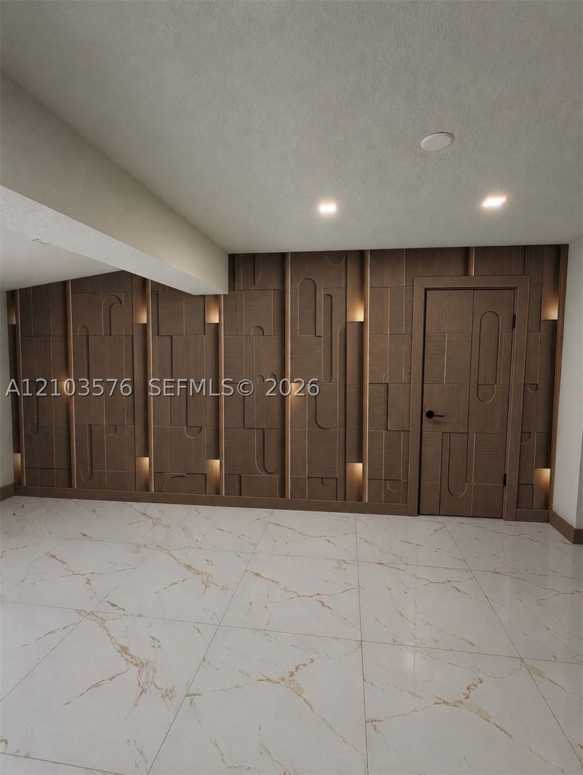 10460 SW 26th Ter NA