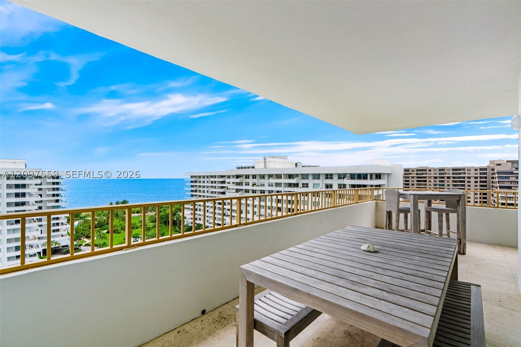 155 Ocean Lane Dr 1215