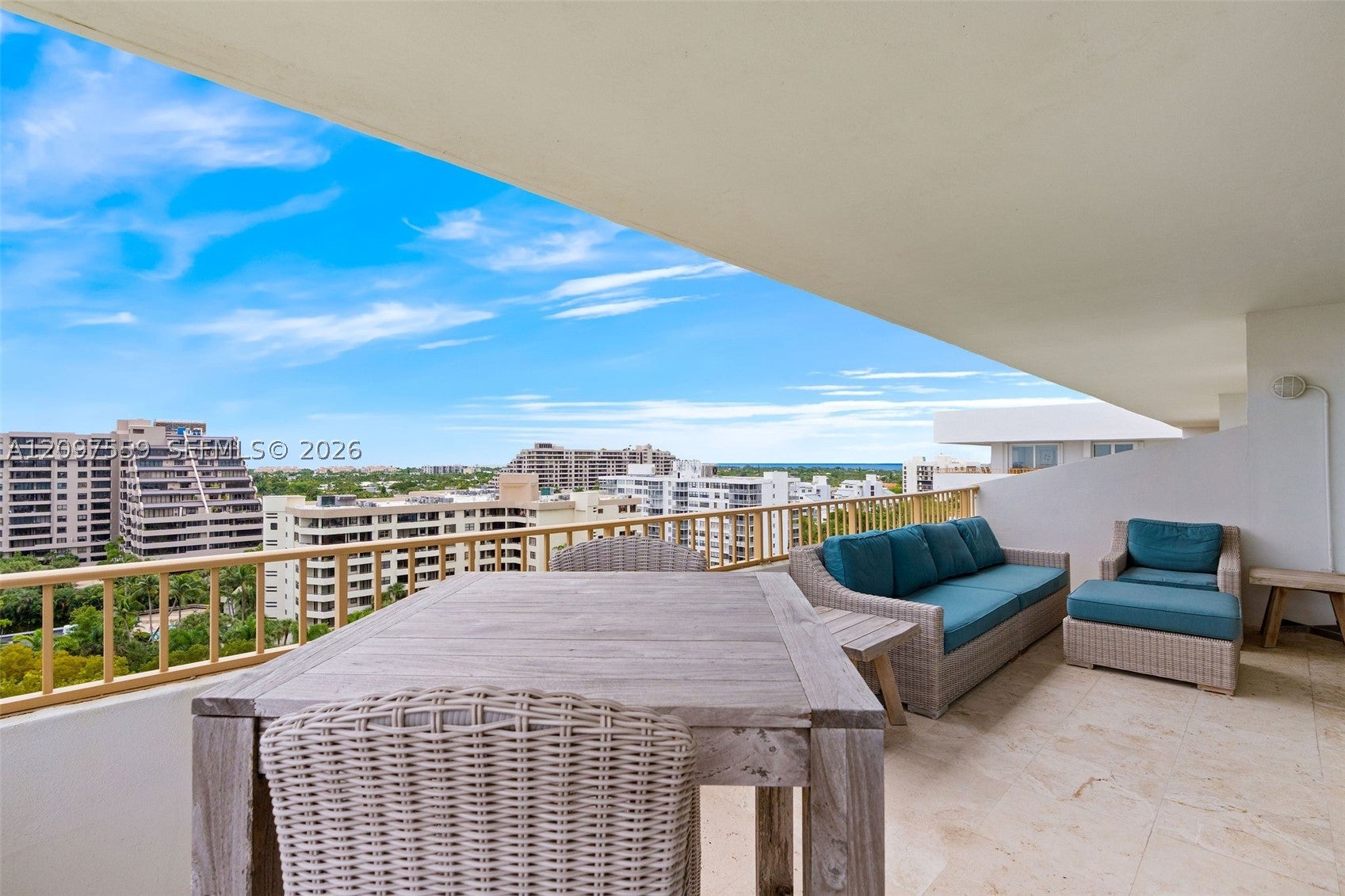 155 Ocean Lane Dr 1215
