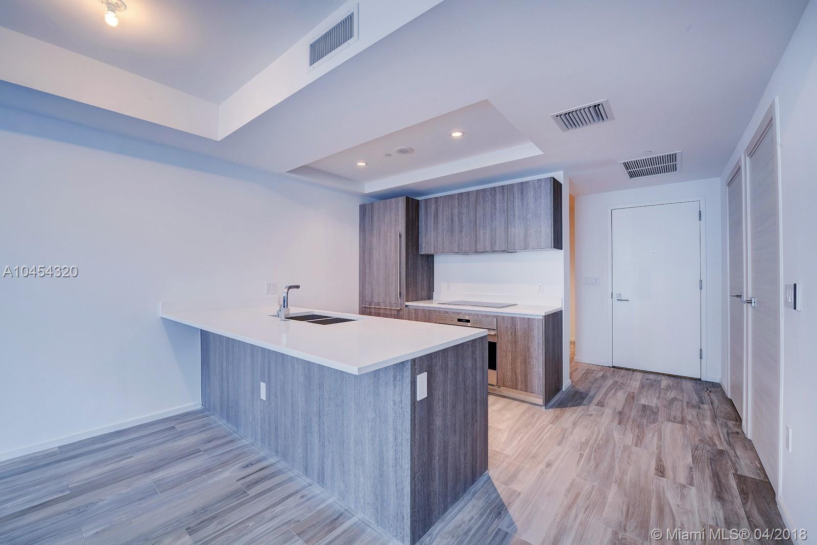 SLS LUX - Residential Lease