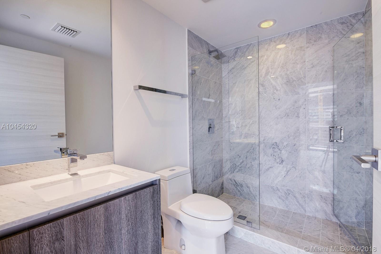 SLS LUX - Residential Lease