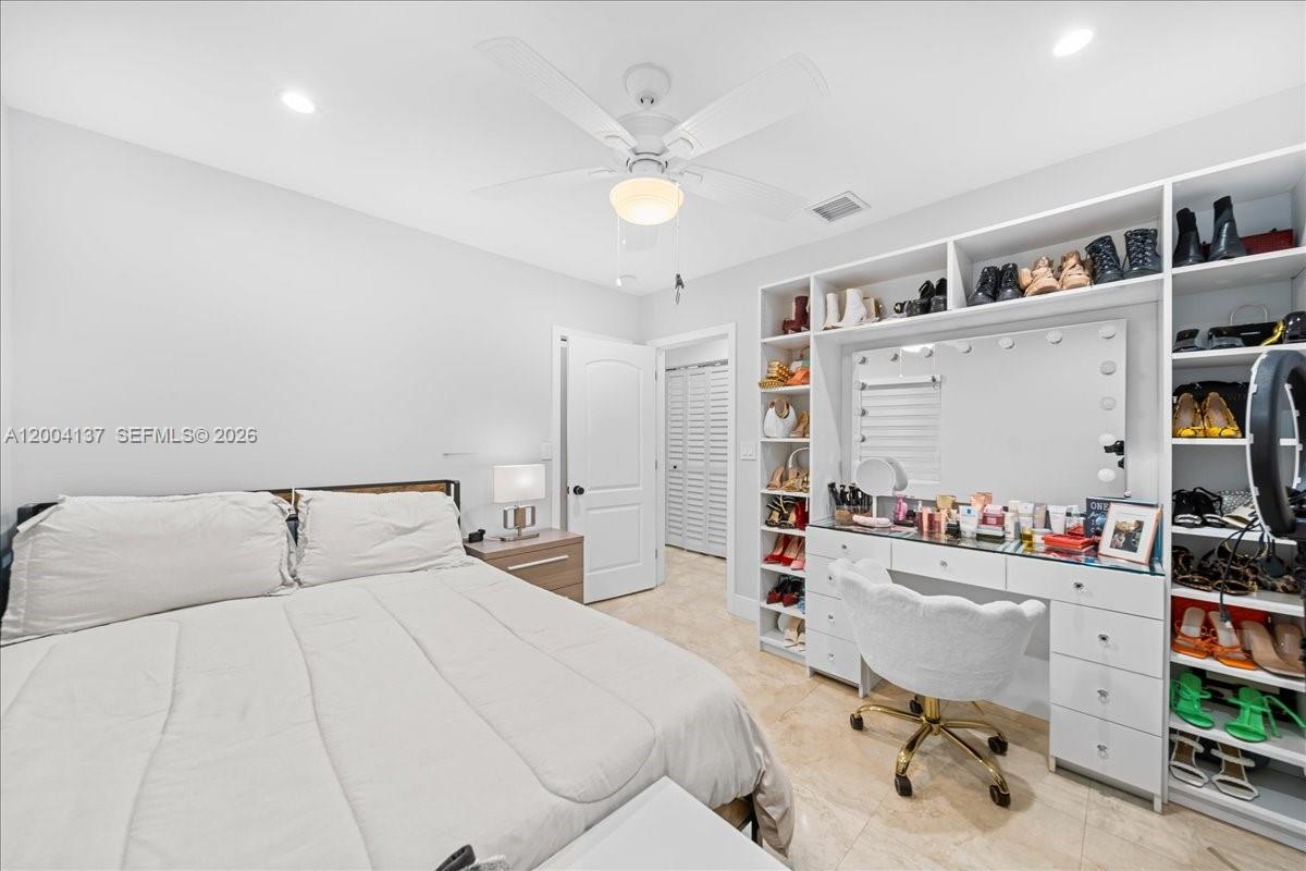 CARVER RANCHES - Residential