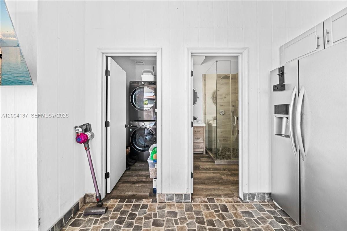 CARVER RANCHES - Residential