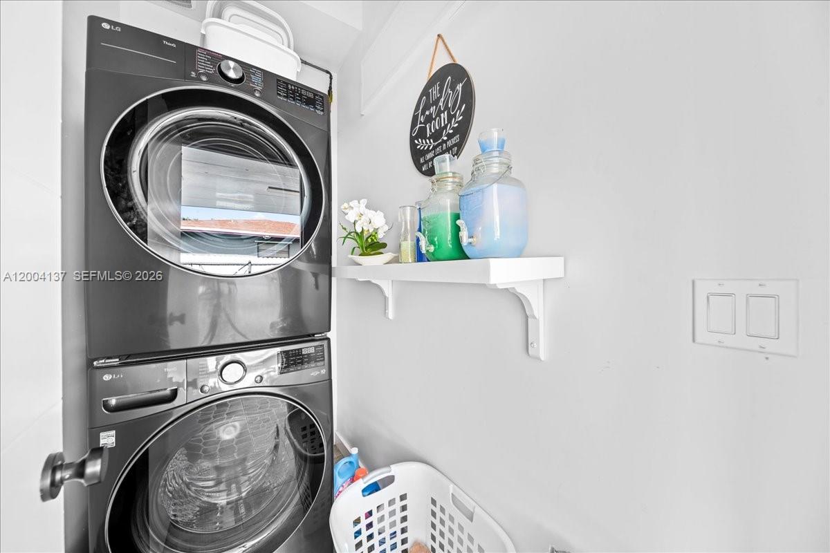 CARVER RANCHES - Residential